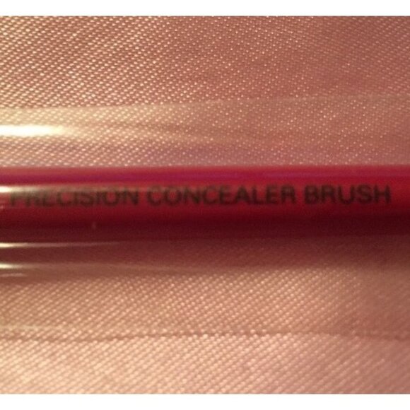 SMASHBOX Precision Concealer Brush #31 LONG SEALED 7" long new - Picture 5 of 6